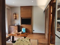 Room-1.jpg Room-1.jpg